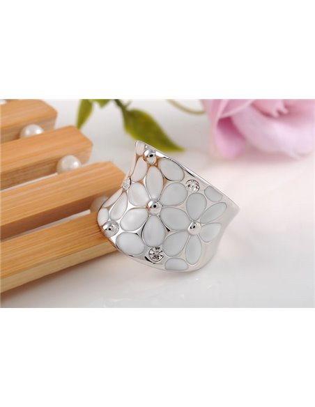 BA002 - ANILLO PLATEADO CON MARGARITAS