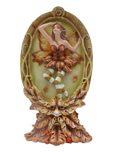 Hada Marrón en árbol - 71453